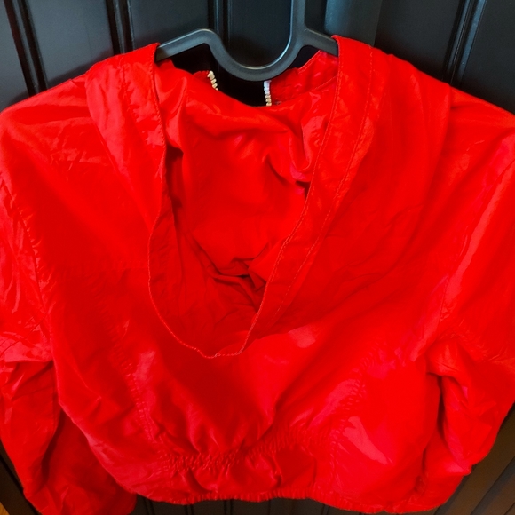 🌿 NWOT Hollister Rain Jacket - Picture 7 of 7